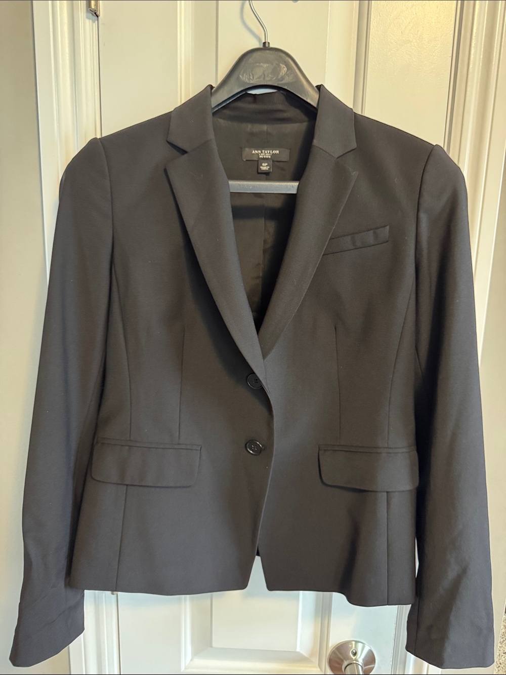 Ann Taylor Black Women's Tailored Two-Button Suit Jacket